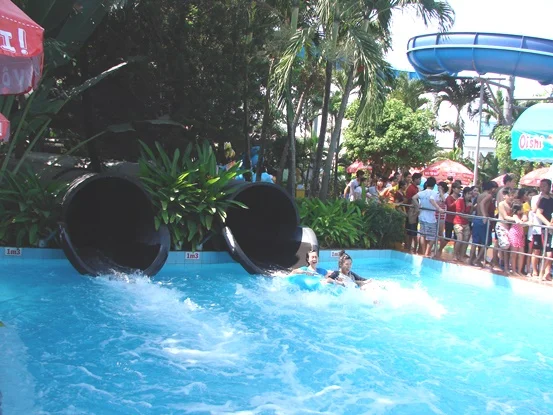 Máng trượt Black Thunder 10