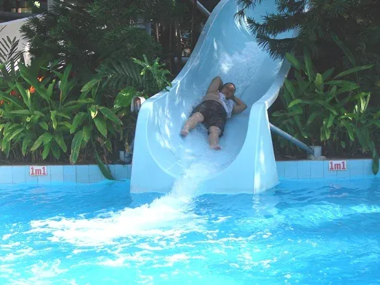 Máng trượt Khổng Lồ 5