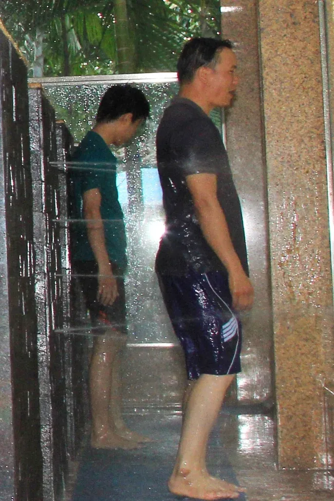 Massage Tia Nước 2