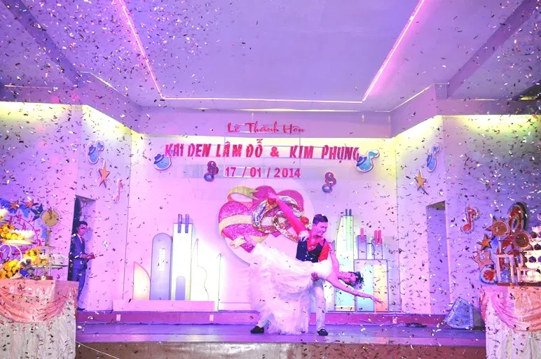 Sân Khấu Vòi Phun 4